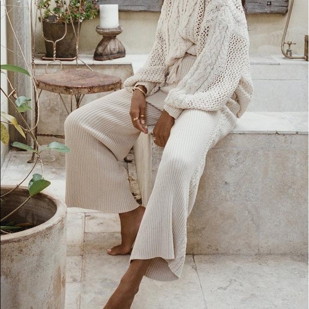 FOUND 🔥 ISO KALANI RIB KNIT PANTS